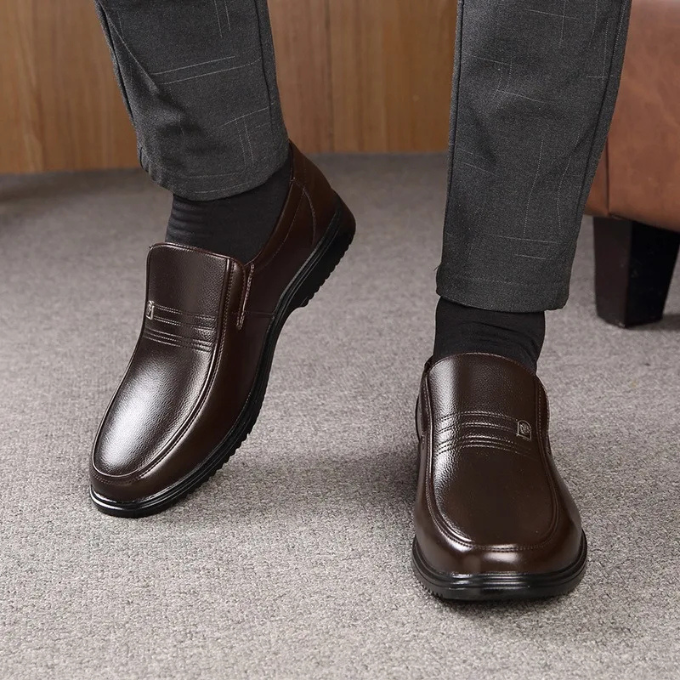 Ethan | Classic Leather Moccasins
