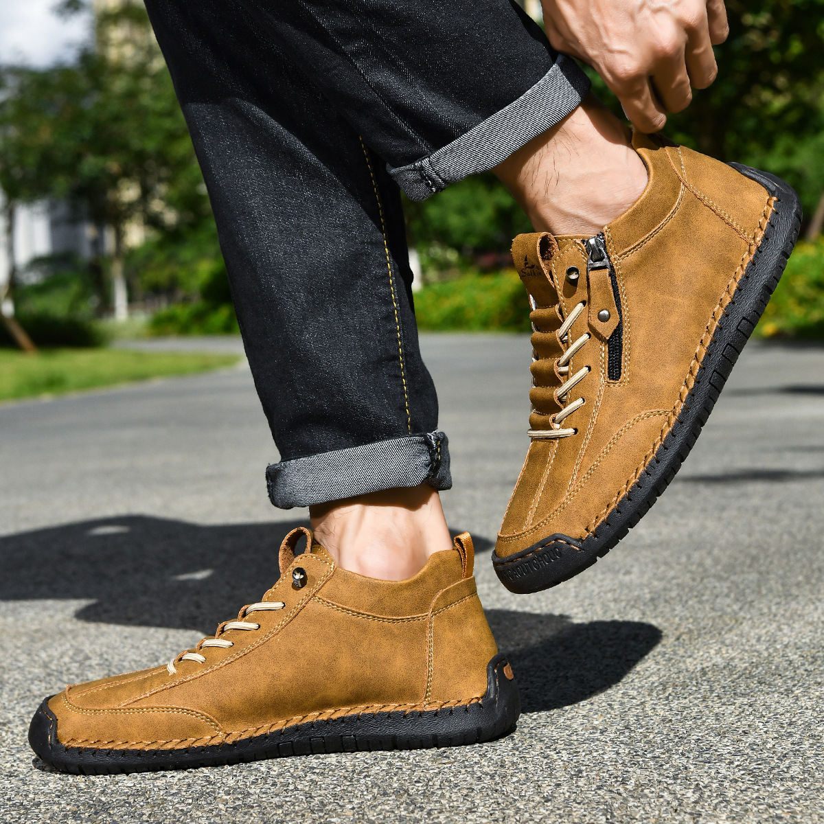 Chris | Everyday Nubuck Zip Shoes