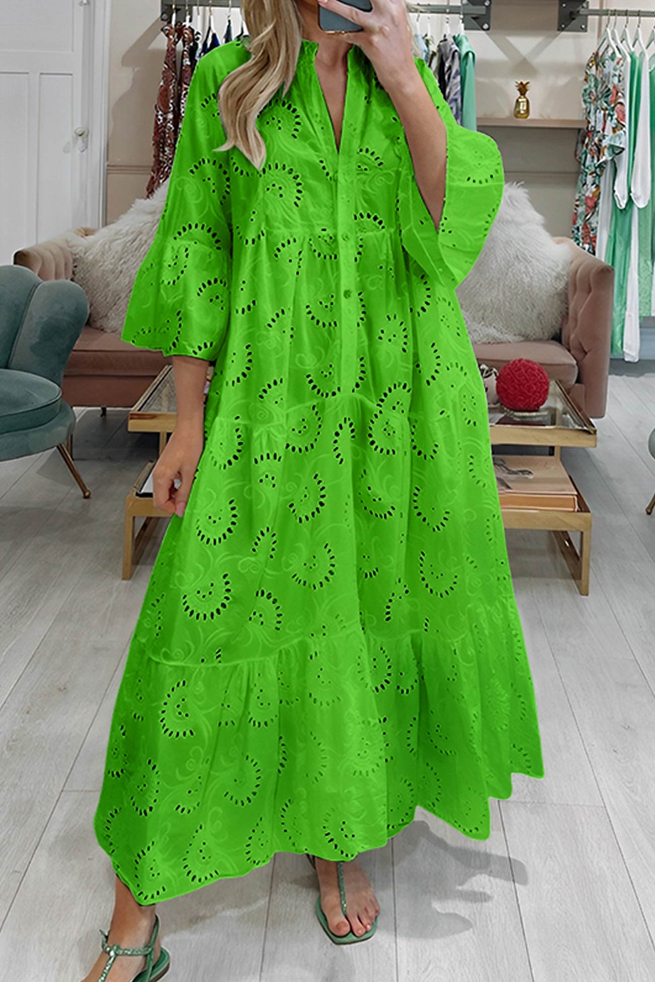 Lily - Elegant Lace Dress
