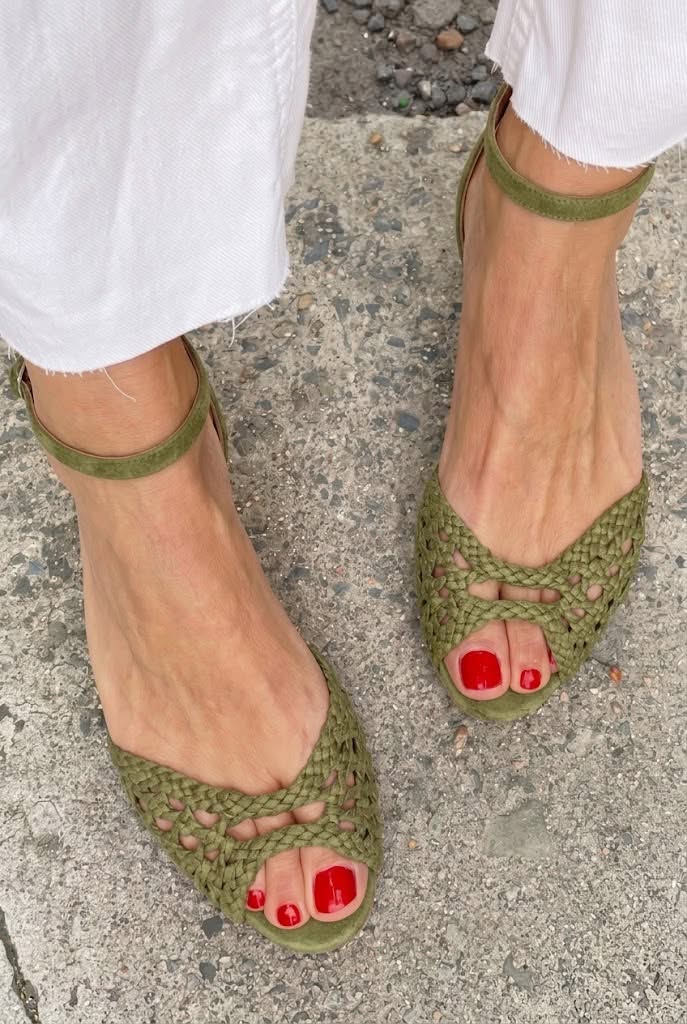 Harriet | Woven Gold Sandals